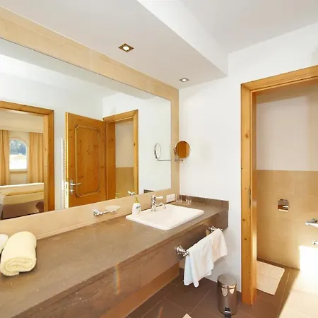 酒店 丽莎酒店 4*